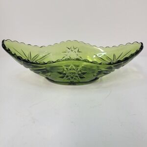 Vintage Green Glass Candy Dish Bowl Starburst Pattern‎ Scalloped Edge Oval